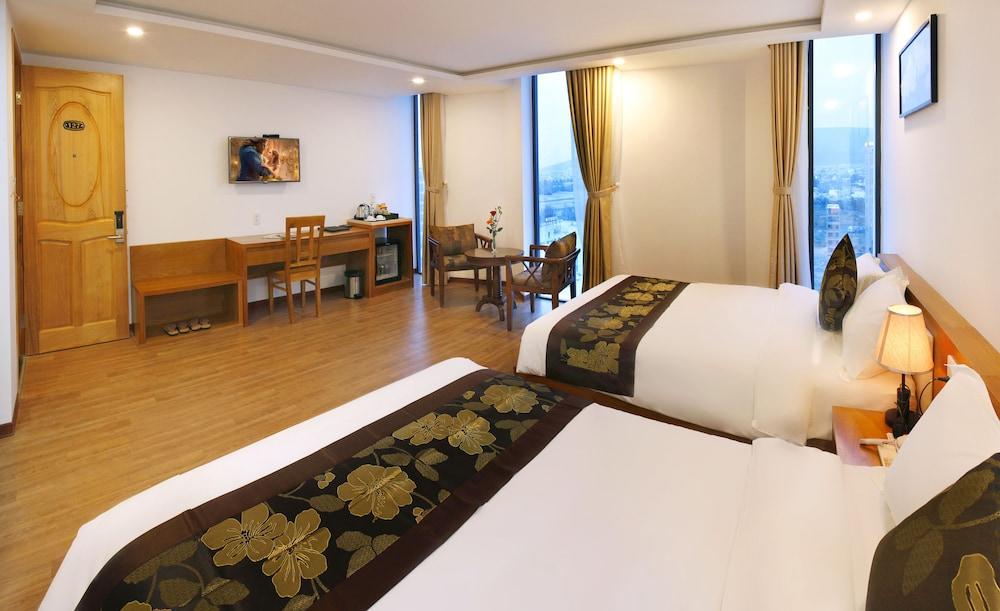 Merry Land Hotel Da Nang Exterior foto